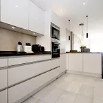 Port Townhouse Vicky דירה אסטפונה