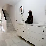 Port Townhouse Vicky דירה אסטפונה